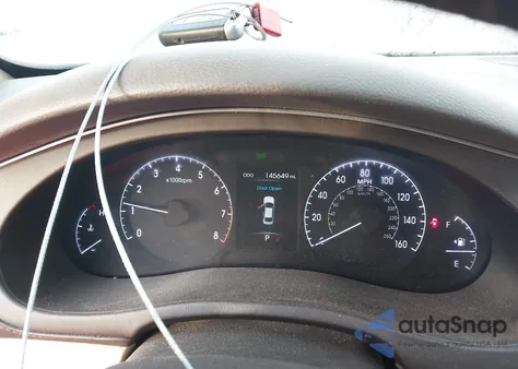 2013 Hyundai Genesis 3.8 z USA, uszkodzony, nr VIN KMHGC4DD8DU235847